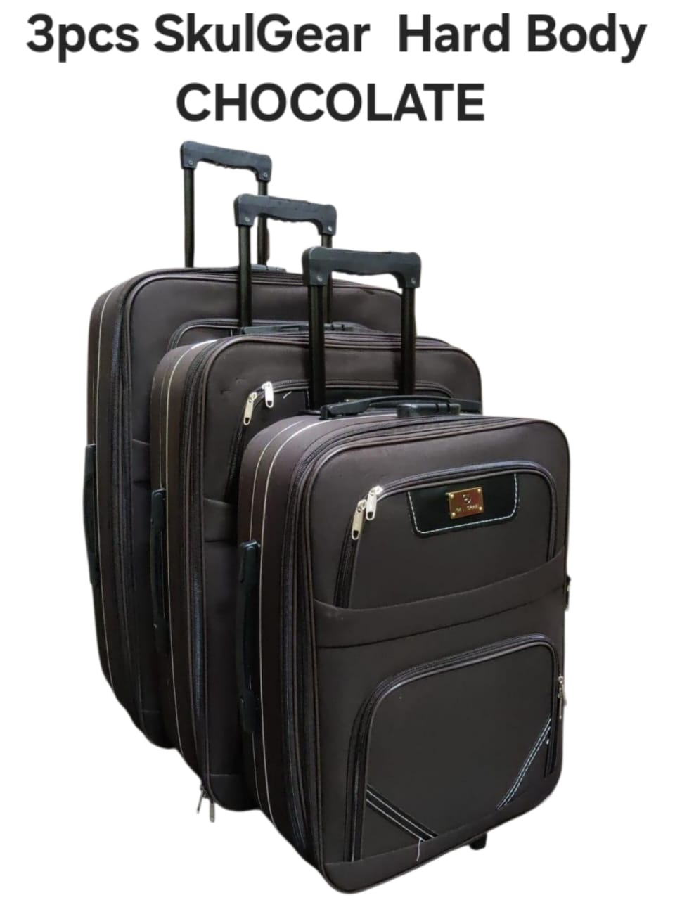 3PCS Hardbody Suitcase Set ✈️
Travel with confidence and style using this durable 3-piece hardbody suitcase set — designed for both short trips and long vacations.
🌟 Strong hard shell exterior for ma