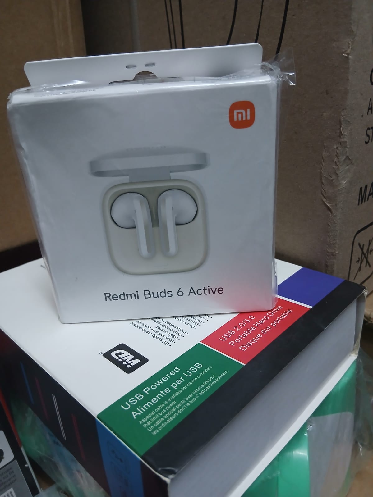 *Redmi Buds 6 Active**. Designed with powerful 14;2MM dynamic drivers this burds deliver deep bass rich vocals and clear treble for an incridible misic and calling experience