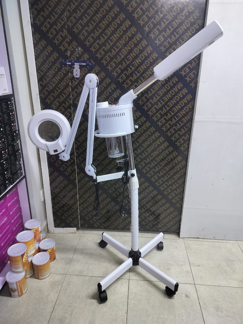 The Hot Facial Steamer with Magnifying Glass is a professional skincare device designed to deliver deep cleansing and spa-like facial treatments at home or in a salon.

It produces a gentle hot steam