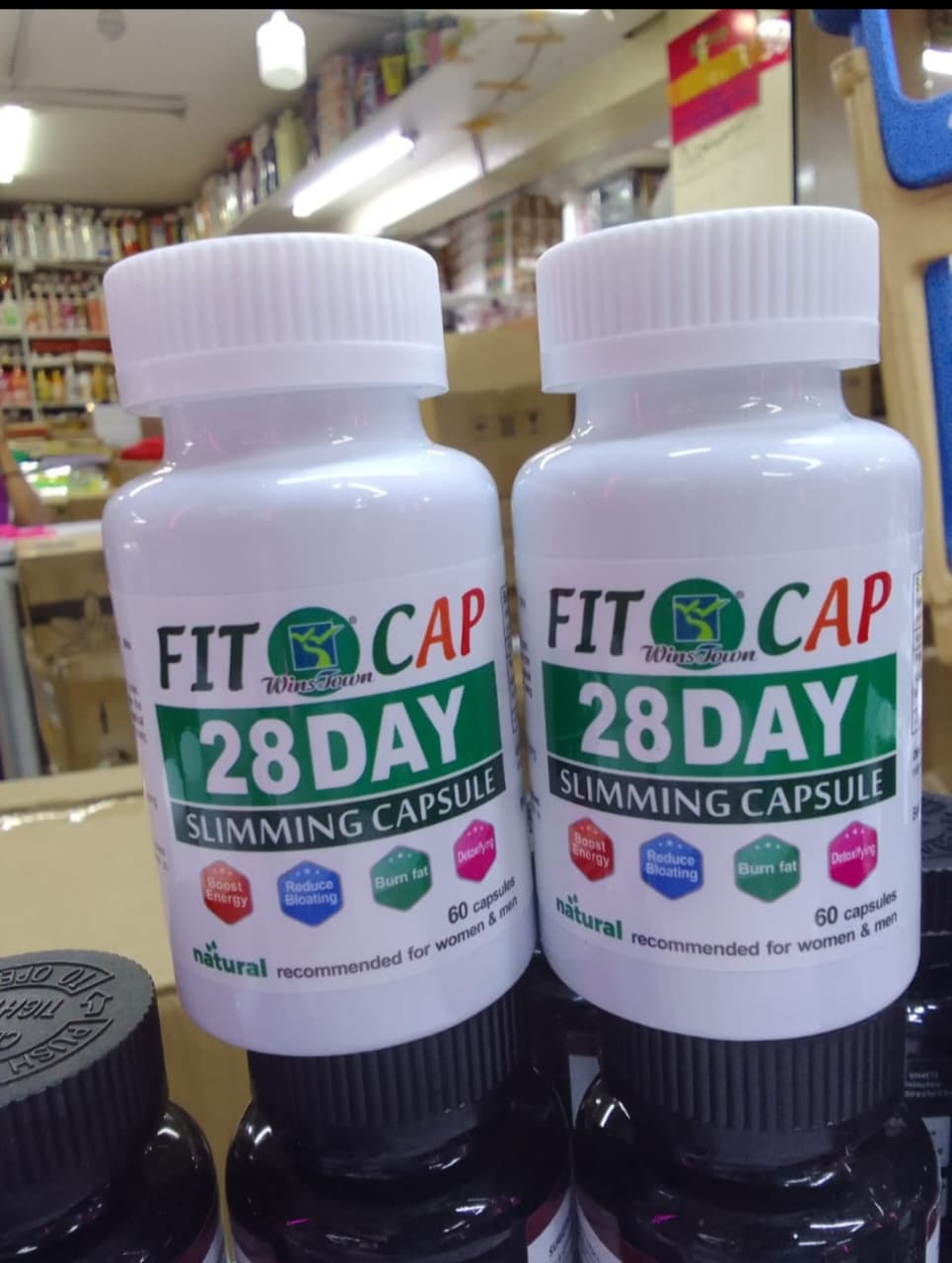 🍃 NATURAL 28 DAYS SLIMMING CAPSULES
Support your 28-day wellness and weight-management routine with these convenient slimming capsules, formulated for those looking to complement a healthy diet and a