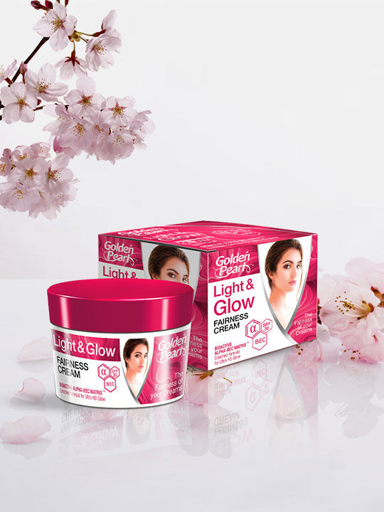 ✨🌸 NEW ARRIVALS – GOLDEN PEARL LIGHT & GLOW FAIRNESS CREAM 🌸✨
Brightening, Moisturizing & Nourishing Face Cream for a Smooth, Radiant Complexion
