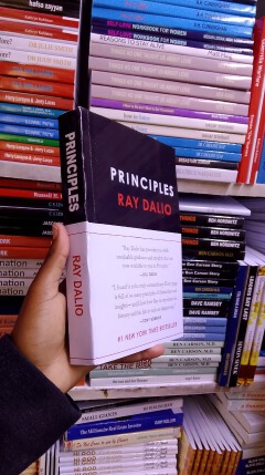 Principles Life and Work by Ray Dalio Business Leadership Management Decision Making Success Personal Development Self Improvement Entrepreneurship Bestseller Educational Reading Book