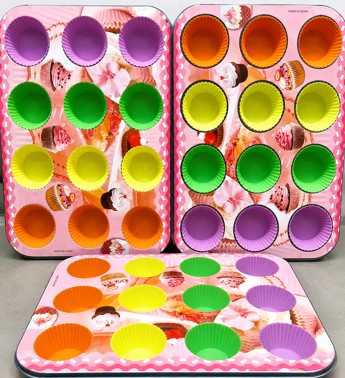 🍰Brand New Redberry 12-Cup Muffin & Cupcake Baking Tray – Colorful Non-Stick Baking Pan for Muffins, Cupcakes & Mini Cakes.