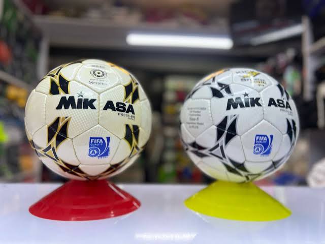 Original Mikasa Football Ball Size 5.