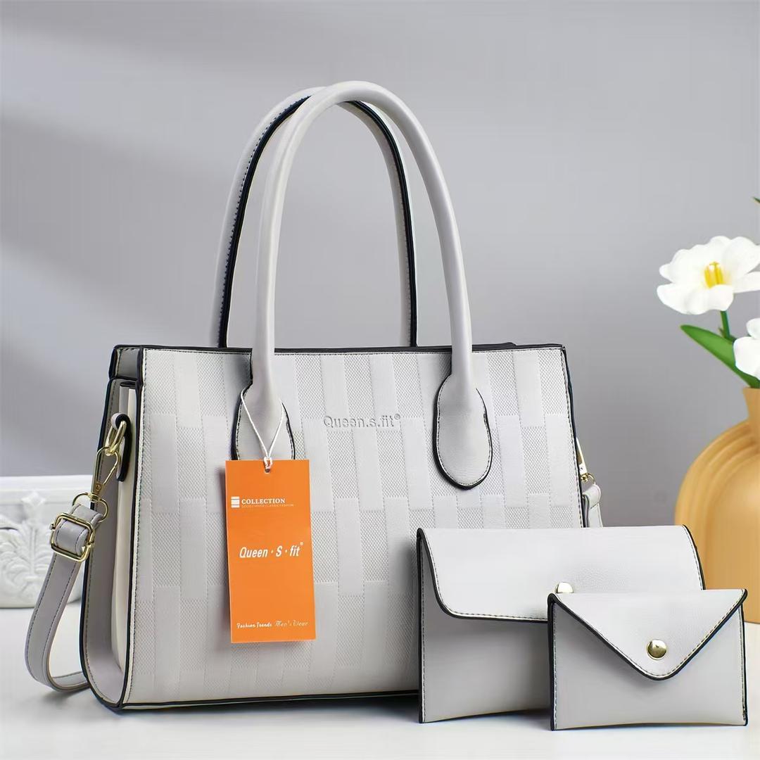 Ladies Genuine Leather Sling Bag Crossbody Purse for Women Stylish Shoulder Bag Premium Handbag Casual Travel Everyday Fashion Elegant Classic Design Durable High Quality