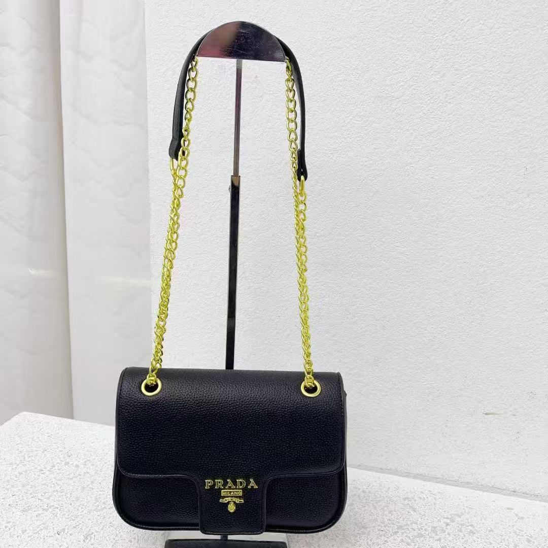 Ladies Genuine Leather Sling Bag Crossbody Purse for Women Stylish Shoulder Bag Premium Handbag Casual Travel Everyday Fashion Elegant Classic Design Durable High Quality