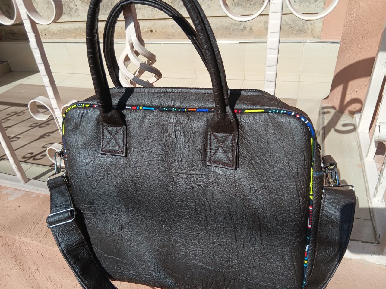 Executive Leather Messenger Laptop Bag – Professional Office Briefcase for Work, Travel and Daily Use with African Patterns, Adjustable Shoulder Strap and Multiple Compartments