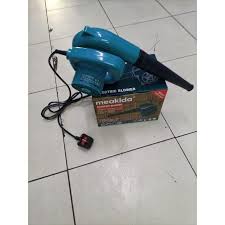 Meakida electric blower used for dust cleaning. It features a powerful 600W motor. 💥It has dual functionality, serving as both a blower and a vacuum cleaner (requires a dust collection bag).