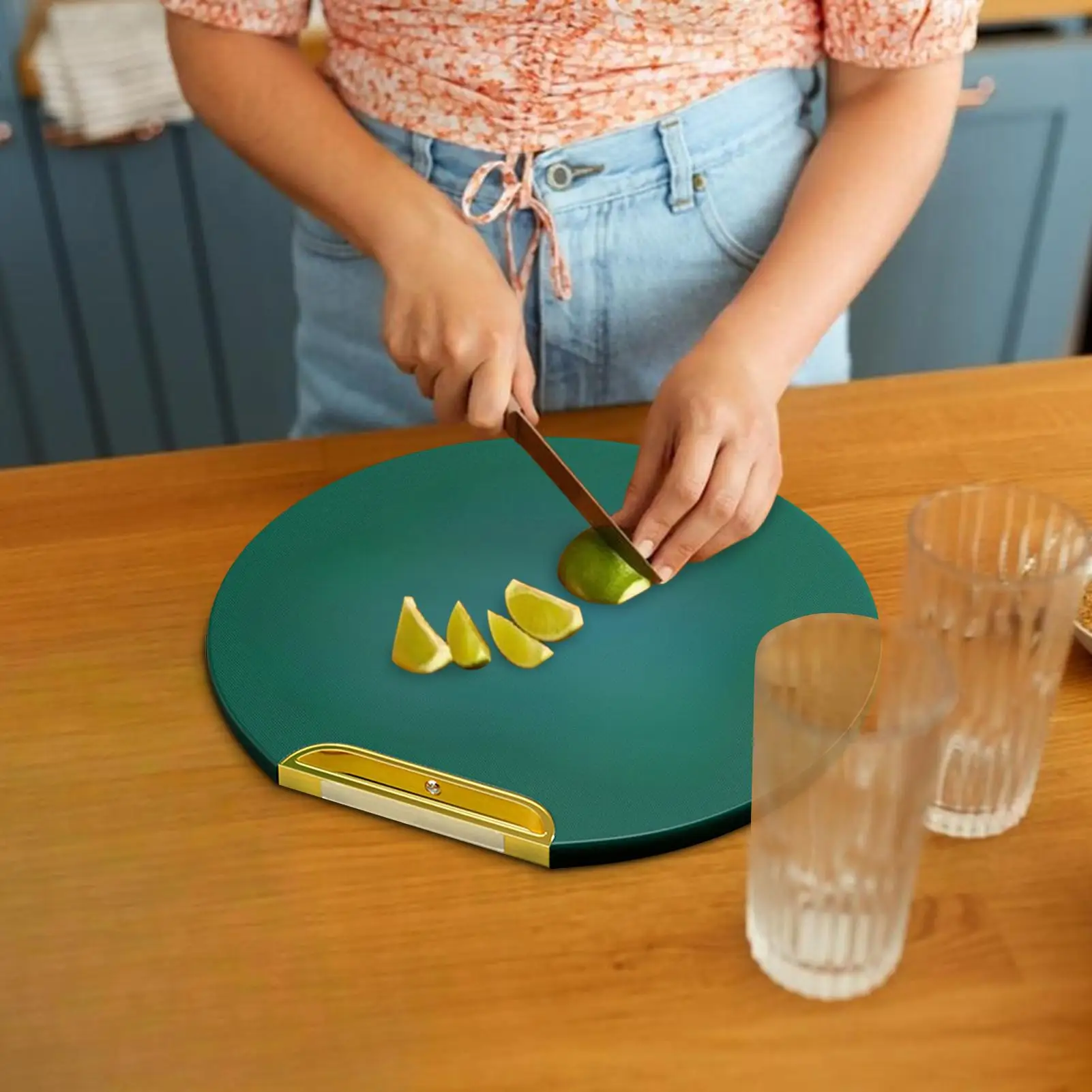 37cm Round Cutting Board Antibacterial BPA Free Chopping Board Food Grade Anti Mildew Non Slip Kitchen Cutting Board Standable and Hangable for Meat Vegetables Chopping Board