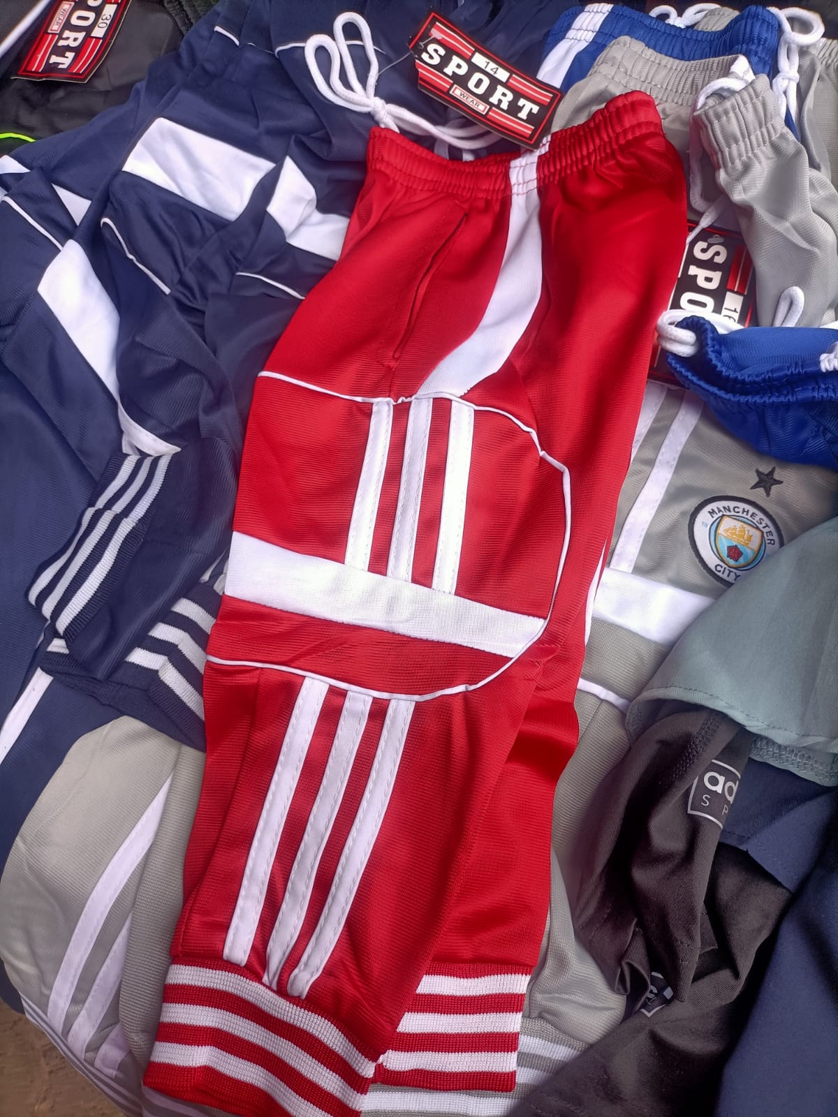 Unisex Kids & Youth Athletic Sports pants. Elastic Drawstring Activewear track pants. Keep your active kids comfortable, cool, and ready for playtime all day long!