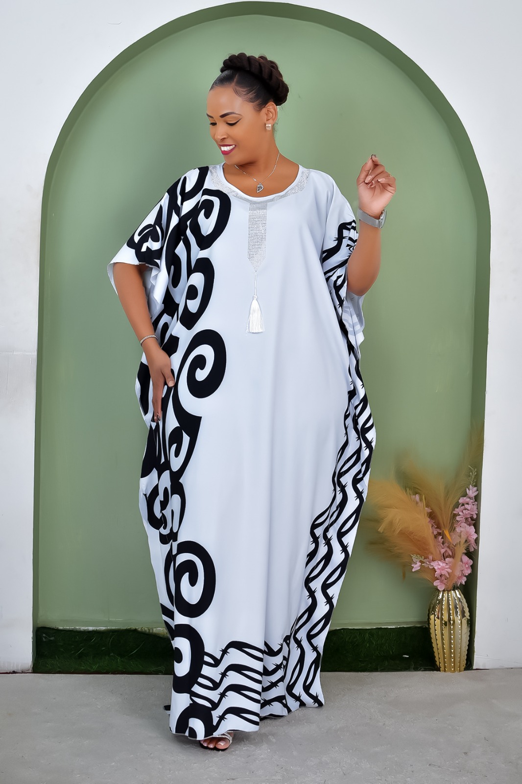 Women's Royal Flow Luxe Free Size Kaftan Dress a statement piece designed for comfort, confidence, and timeless style. Crafted in a rich royal blue hue, this flowing maxi kaftan drapes beautifully