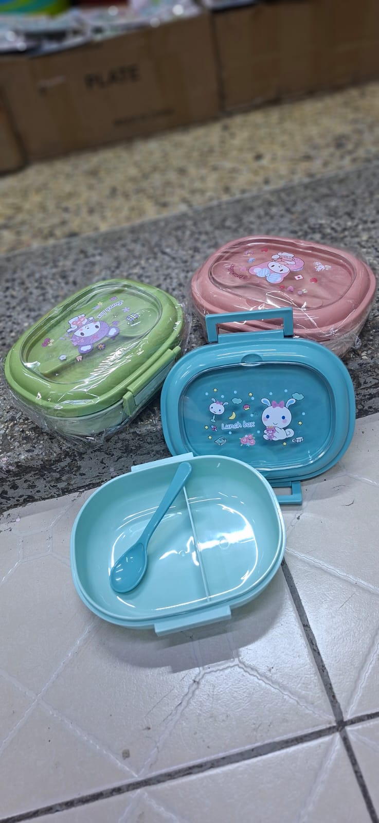 🥣 Kids Cute Cartoon Lunch Box with Spoon – Leak-Resistant Divided Food Container for school, hiking and travelling ✈️️