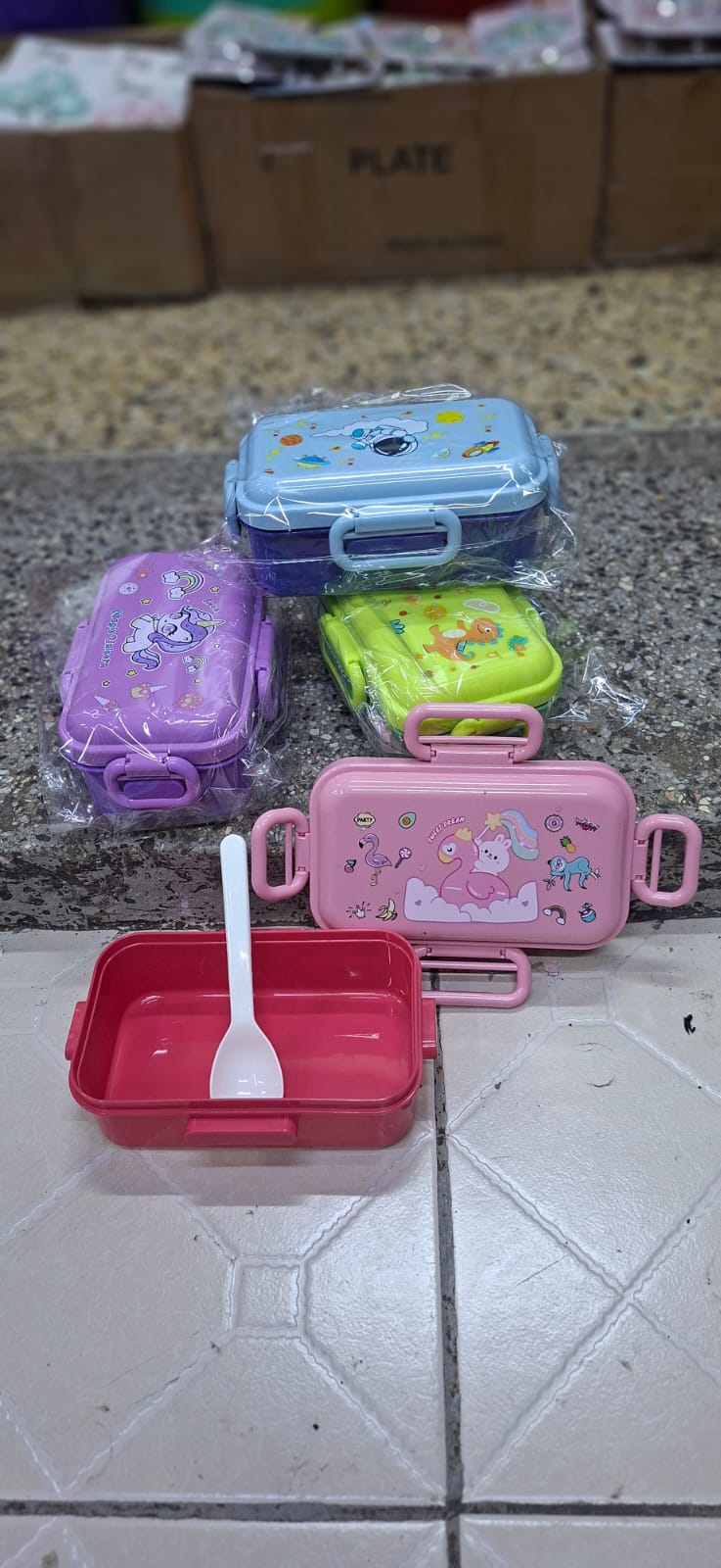 🥣 Kids Cute Cartoon Lunch Box with Spoon – Leak-Resistant Divided Food Container for school, hiking and travelling ✈️️