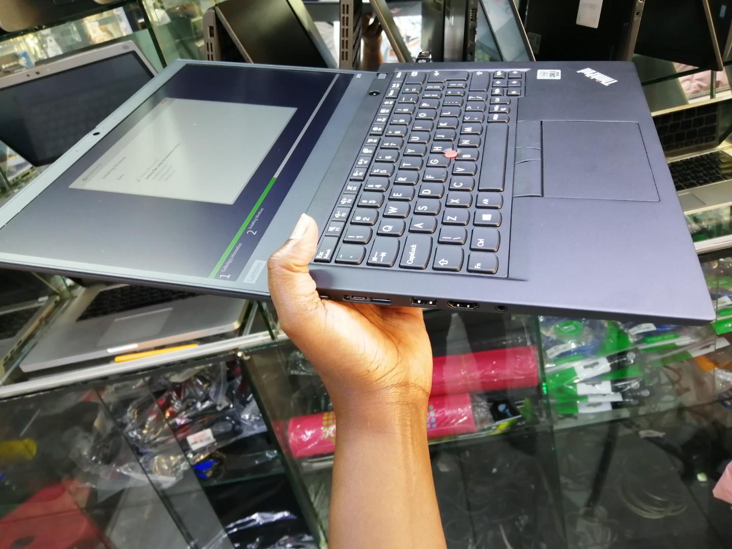 BRAND NEW LAPTOPS LENOVO THINKPAD X13 16GBRAM G1 256SSD 10TH GENERATION 13.6'' TOUCH SCREEN DISPLAY WITH 6M OF WARRANTY