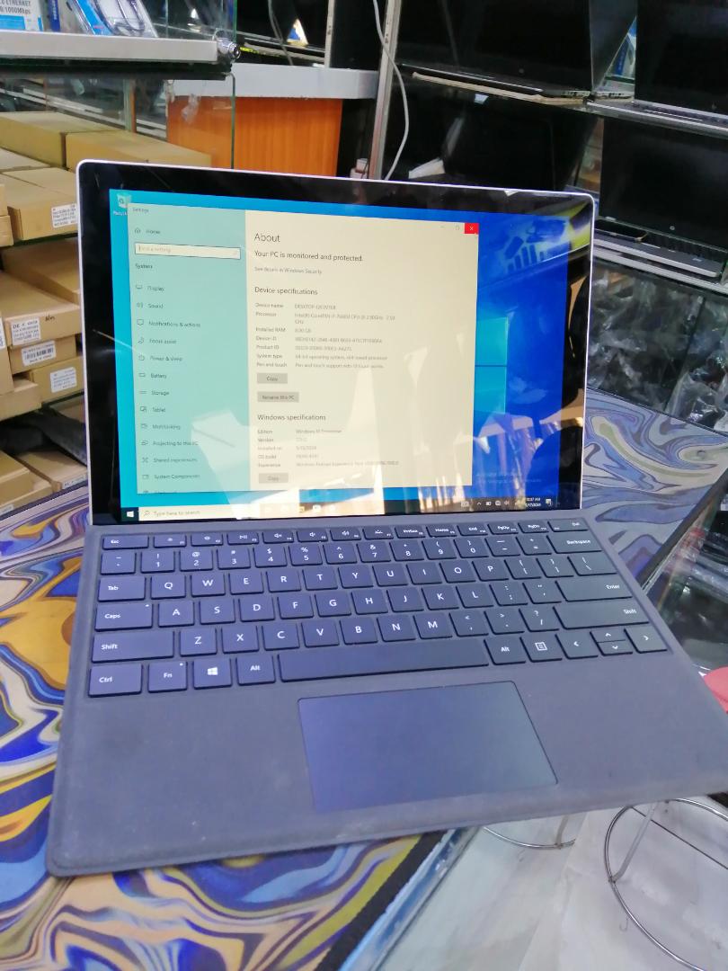EX UK LAPTOPS SURFACE PRO 6 INTEL CORE I7 7TH GENERATION 8GBRAM 256SSD SPEED OF 2.5GHZ DETACHABLE KEYBOARD