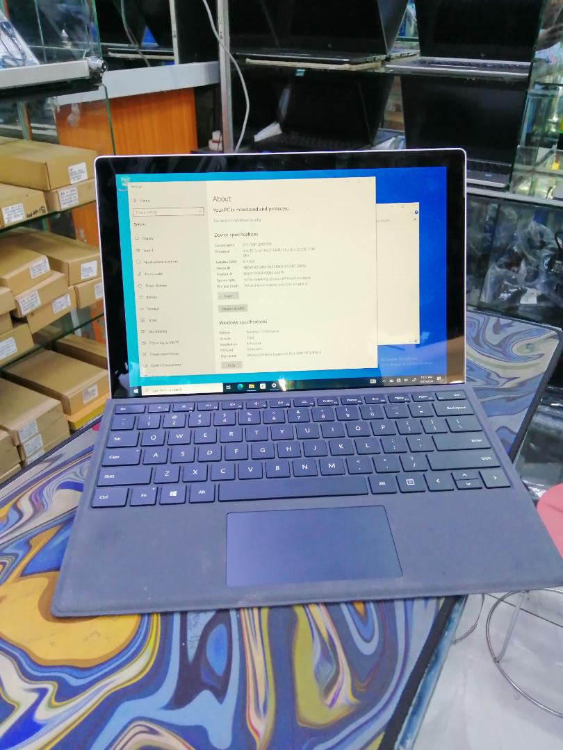 EX UK LAPTOPS SURFACE PRO 6 INTEL CORE I7 7TH GENERATION 8GBRAM 256SSD SPEED OF 2.5GHZ DETACHABLE KEYBOARD