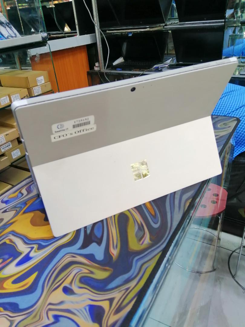 EX UK LAPTOPS SURFACE PRO 6 INTEL CORE I7 7TH GENERATION 8GBRAM 256SSD SPEED OF 2.5GHZ DETACHABLE KEYBOARD