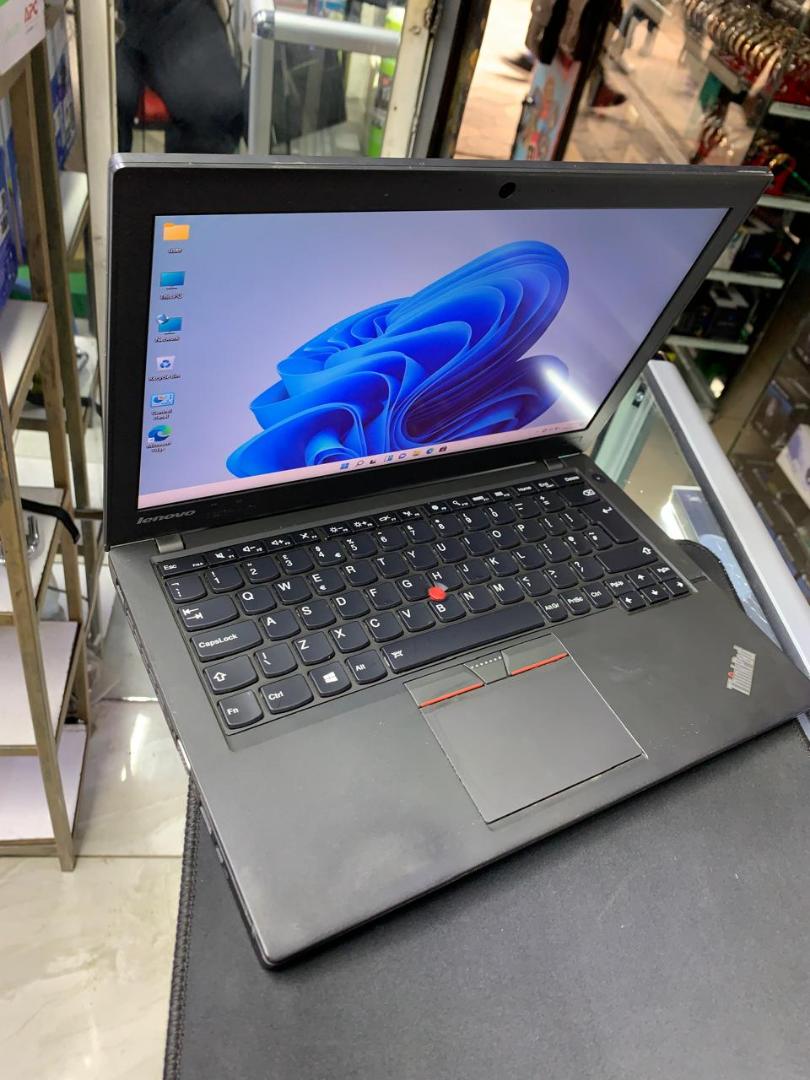 GRADE A EX UK LAPTOPS LENOVO THINKPAD X250 5TH GEN COI5 8THGENERATION 8GBRAM 256SSD 6MONTH OF WARRANTY