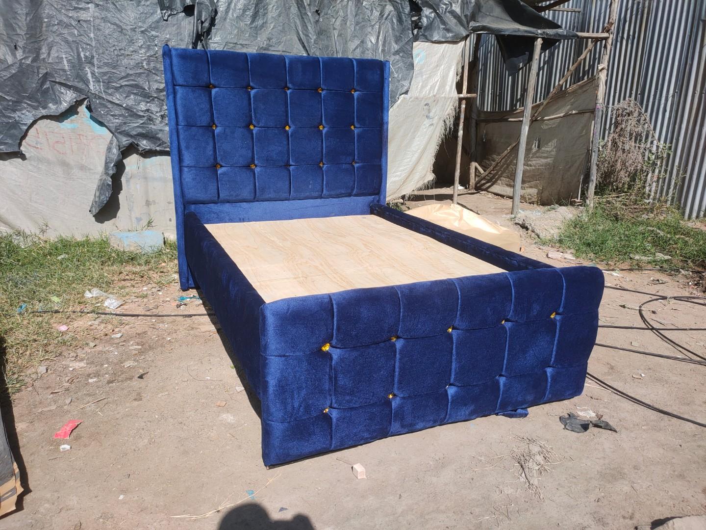 chester bed  Bed Frame High Quality Durable Beds Vertical Panel Design with Golden Accents