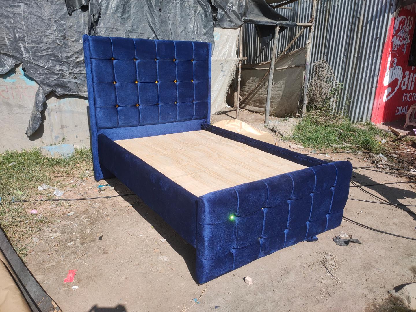 chester bed  Bed Frame High Quality Durable Beds Vertical Panel Design with Golden Accents