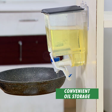 Wall Mounted Oil Dispenser 750ml with Tap & Lid, Controlled Oil Usage & Measuring, Kitchen Cooking Oil Container, Refillable Oil Storage Bottle, Space Saving Wall Mount, Easy Pour, Leak Resistant.
