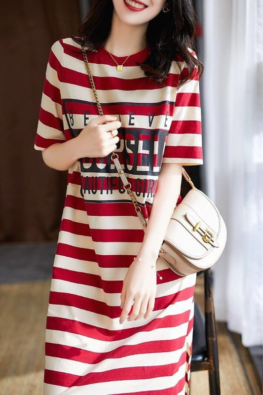 Casual striped letter printed T-shirt dress for summer, loose and slimming, slit straight tube lazy mid length skirt