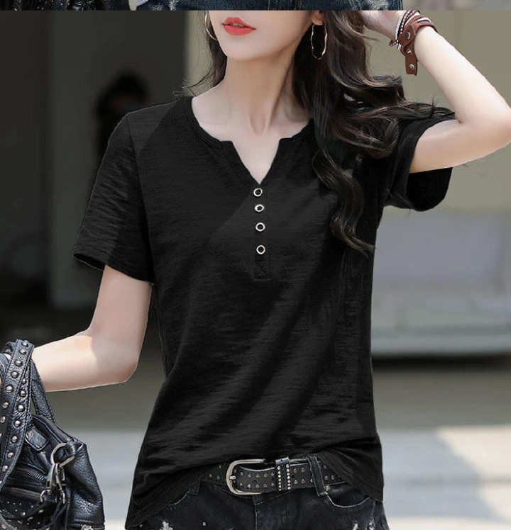 New Korean style small V-neck T-shirt, made of slub cotton, breathable, with metal button decoration, loose-fitting, slimming, concealing, short-sleeved top