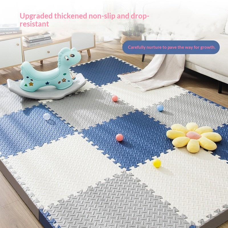 【 Pack of 10 】Self‑Adhesive Interlocking Carpet Tile, Grey‑White Checkerboard Peel‑and‑Stick Floor Mat, Cuttable Non‑Slip Floor Covering for Bedroom & Living Room