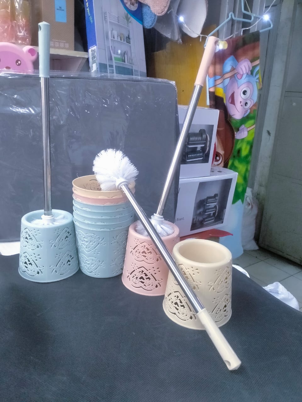 🥳🥳 New in

2in1 toilet brush with holder
Tough bristles for excellent scrubbing leaving your toilet clean and fresh 

Brush+holder