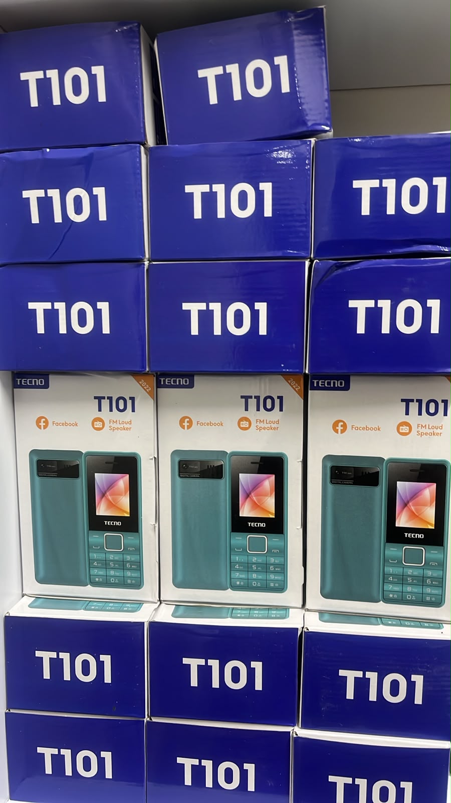 TECNO T101 FEATURE PHONE 32MB RAM 32MB ROM 1.77 INCH QVGA DISPLAY 0.08 MP REAR CAMERA 1000 MAH BATTERY DUAL SIM WIRELESS FM RADIO LOUD SPEAKER PHONES LED TORCH KATULULU KABAMBE SMARTPHONES WITH WATCH