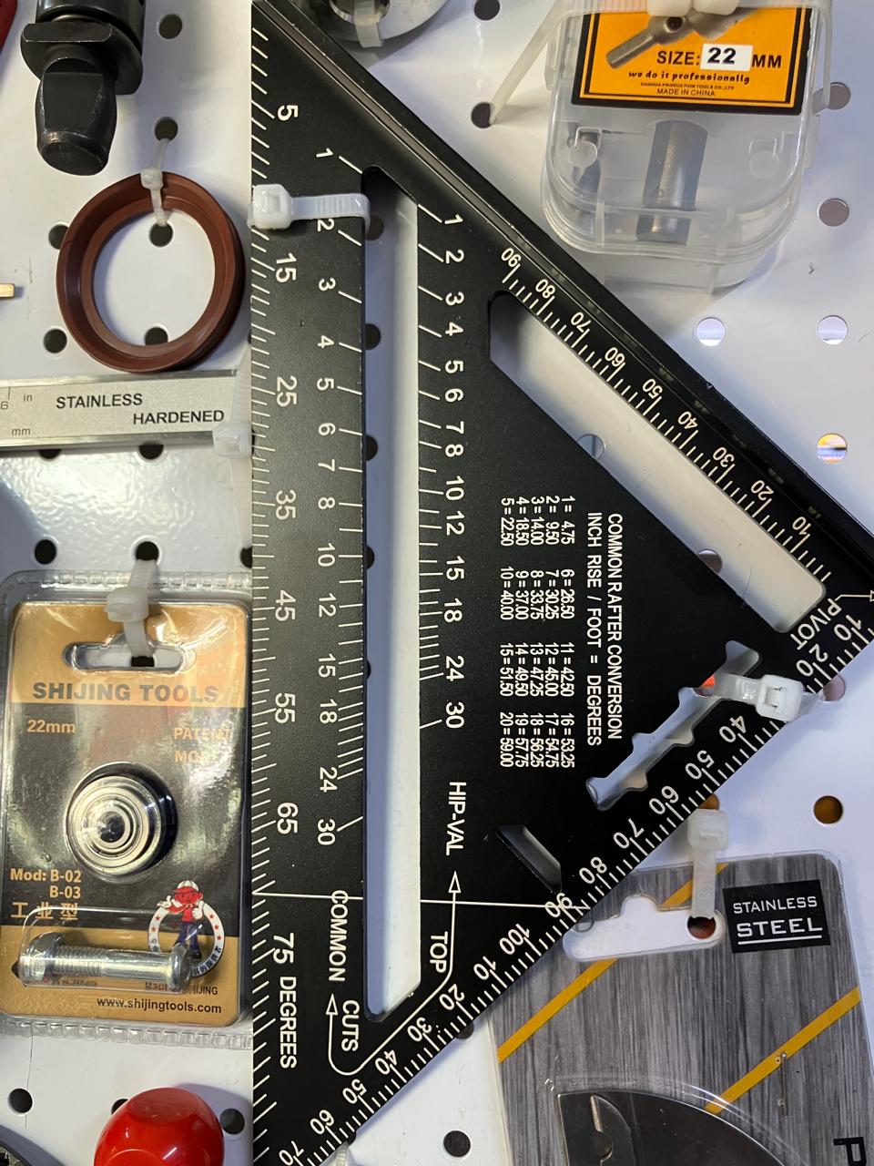 Generic 7-Inch Aluminum Alloy Rafter Speed Square Framing Triangle Ruler Matte Black Woodworking Measuring Layout Tool Protractor Miter Angle Gauge Carpenter Square .                                 .
