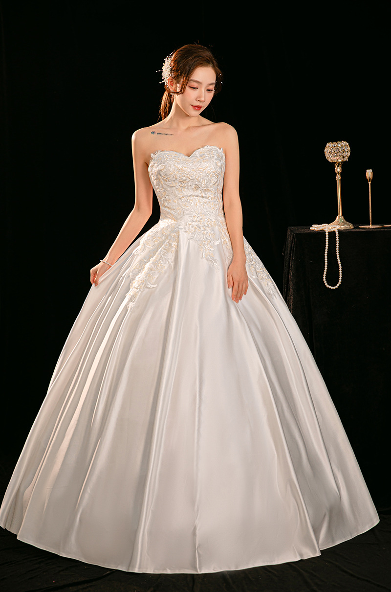 Satin wedding dress new style small bride main gauze French retro tube top high-grade white outing gauze