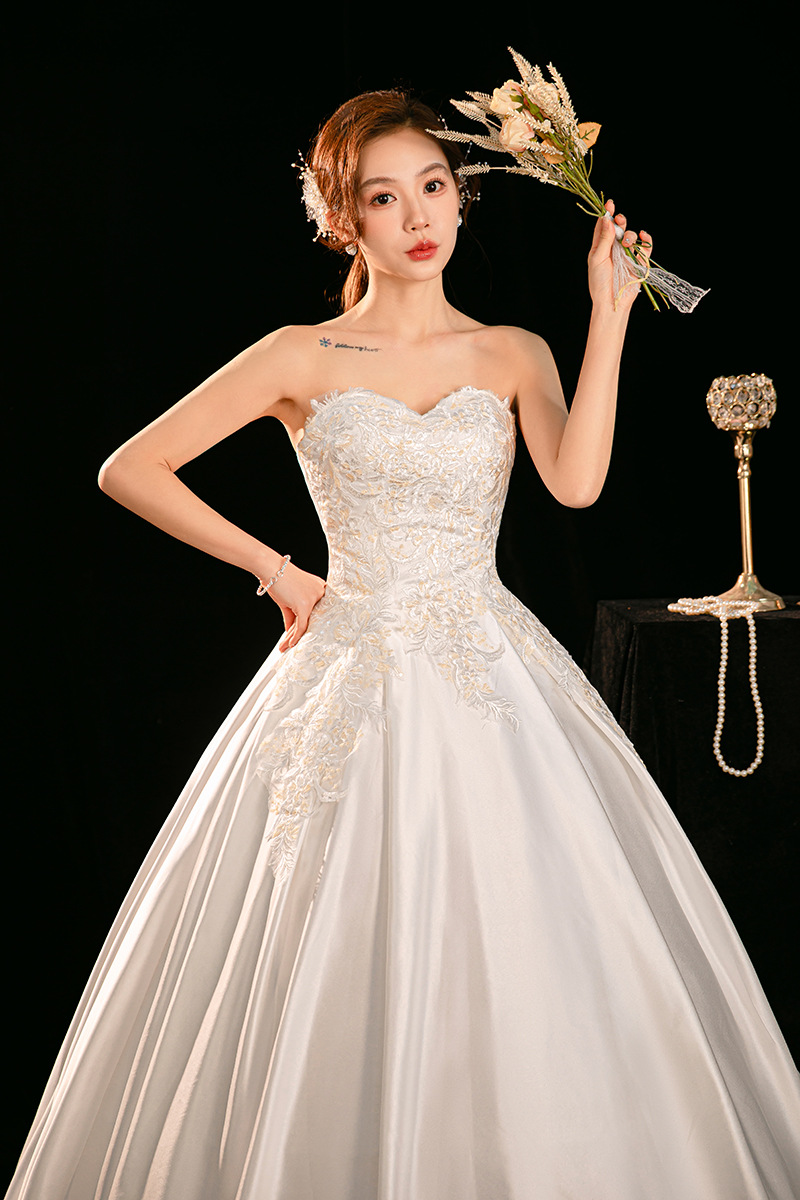 Satin wedding dress new style small bride main gauze French retro tube top high-grade white outing gauze