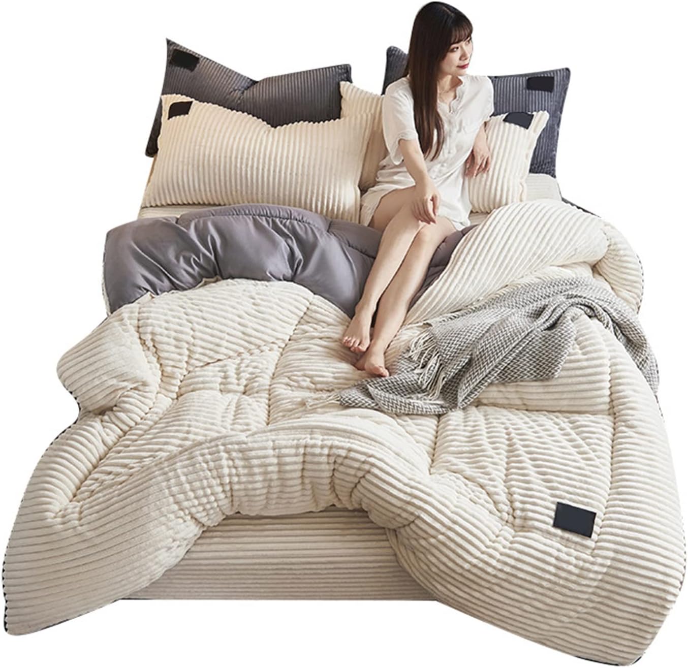 [CLEARANCE OFFER]] 1pc Single Velvet Woolen Duvet: No bedsheet, no pillowcases