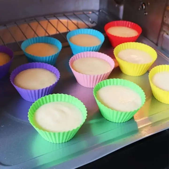 12a pieces Reusable Standard Colorful Truffle Cups Non-stick Cupcake Baking Liners Muffin Molds Silicone Baking Cups Cake Mold