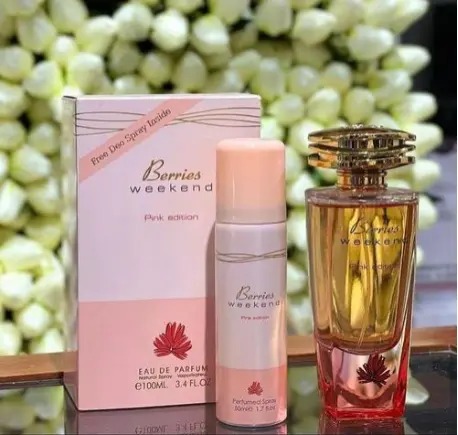 LIMITED DISCOUNT 🔥🔥🔥🔥LIMITED DISCOUNT !!! Berries Weekend Pink Edition EDP for Women 100ml + free deodrant spray by fragrance world