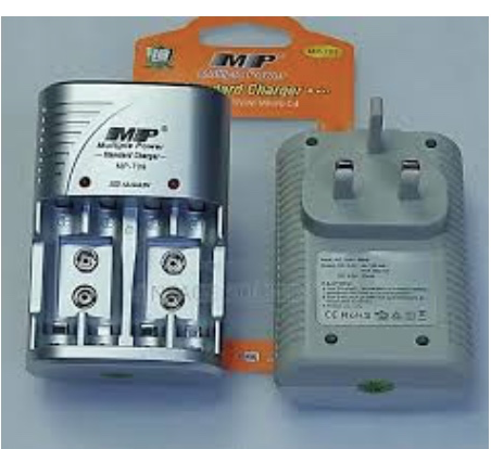Multiple Power STD Charger 4 Slots For AA AAA Rechargeable Battery