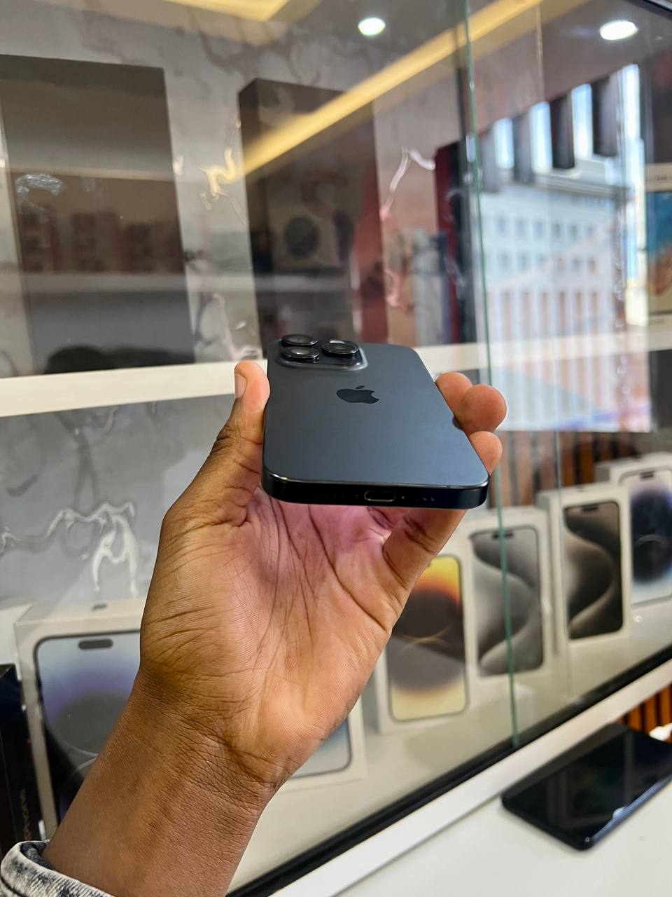 IPHONE 15 PRO MAX E-SIM  A17 PRO SPEED, TITANIUM BUILD, PRO-LEVEL 48MP CAMERA, SMOOTH 120HZ DISPLAY, AND USB-C — BUILT FOR PERFORMANCE AND PREMIUM EVERYDAY USE.
