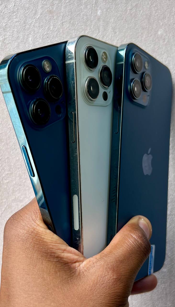 IPHONE 12 PRO MAX — ORIGINAL PARTS PROFESSIONALLY REPLACED, 90%+ BATTERY HEALTH, FACE ID FULLY FUNCTIONAL, EXTREMELY SMOOTH PERFORMANCE, CLEAN PREMIUM BODY, SHARP OLED DISPLAY, POWERFUL CAMERAS.
