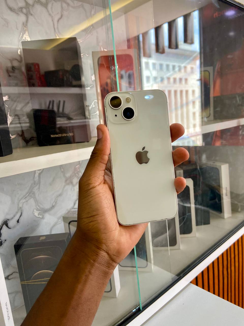 IPHONE 14 128GB – CLEAN & WELL MAINTAINED. DISPLAY REPLACED, BATTERY HEALTH 100%. FEATURES A 6.1" SUPER RETINA XDR DISPLAY, POWERFUL A15 BIONIC CHIP, EXCELLENT CAMERAS, FACE ID, AND ALL-DAY BATTERY.