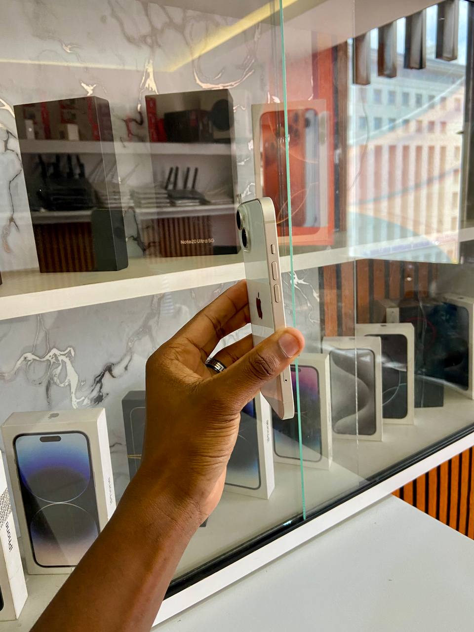 IPHONE 14 128GB – CLEAN & WELL MAINTAINED. DISPLAY REPLACED, BATTERY HEALTH 100%. FEATURES A 6.1" SUPER RETINA XDR DISPLAY, POWERFUL A15 BIONIC CHIP, EXCELLENT CAMERAS, FACE ID, AND ALL-DAY BATTERY.