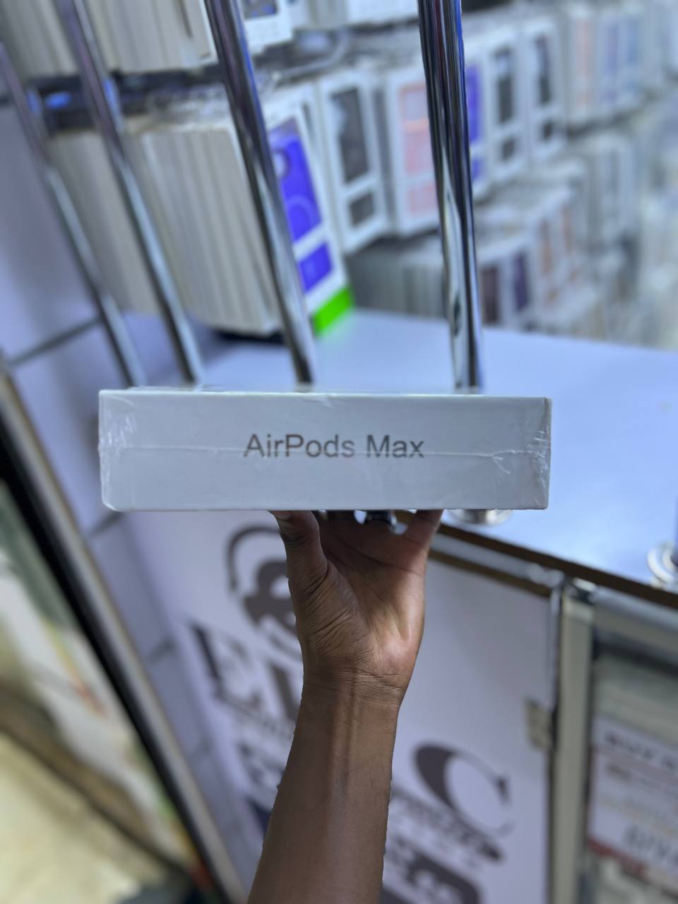 APPLE AIRPODS MAX — FEATURING EXCEPTIONAL HI-FI SOUND, ACTIVE NOISE CANCELLATION, IMMERSIVE SPATIAL AUDIO, AND A PREMIUM DESIGN. USB-C CHARGING, UP TO 20 HOURS OF BATTERY LIFE.