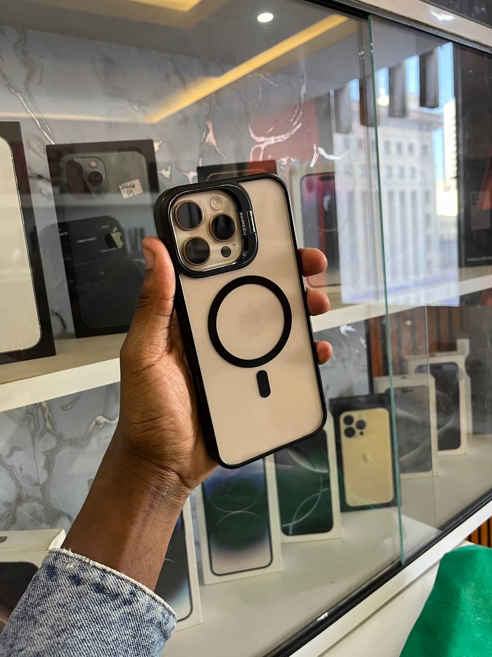 IPHONE 16 PRO MAX — 512GB OF RAW POWER, 93% BATTERY HEALTH, 6.9” SUPER RETINA XDR DISPLAY, A18 PRO CHIP, 48MP CAMERA SYSTEM, 5X OPTICAL ZOOM, TITANIUM BUILD, USB-C. BUILT TO DOMINATE. 🔥📱