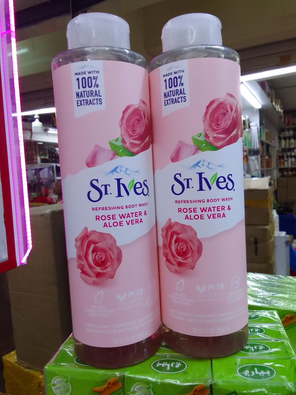 St. Ives Natural Body Wash 650ml (Pink Lemon / Sea Salt / Rose Water / Oatmeal)