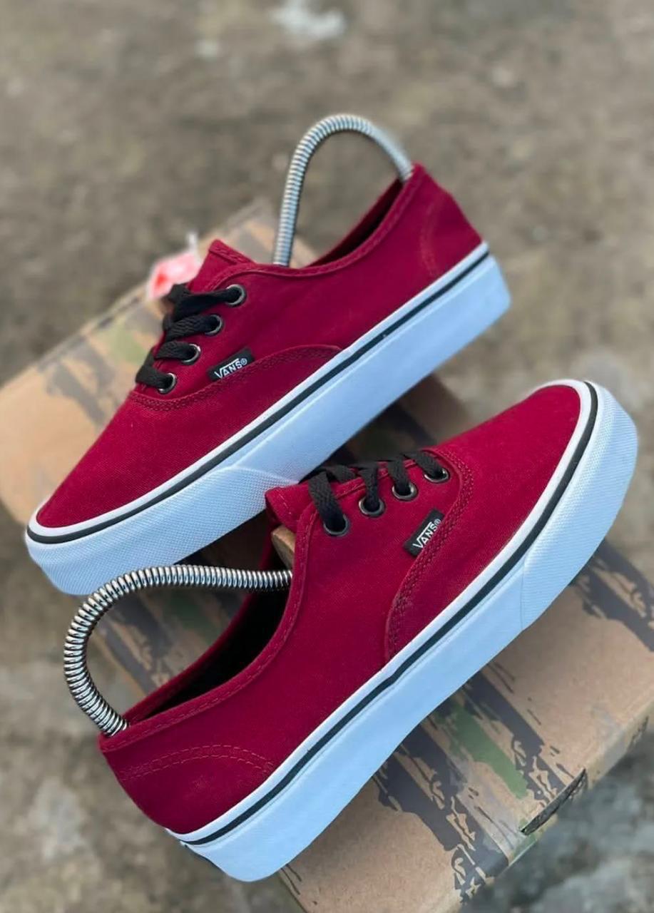 🔥( ON OFFER)NEW ARRIVAL VANS OF THE WALL, , CASUAL RUBBERS, LACE UP, VERY COMFORTABLE AND DURABLE RUBBER SHOES. BEST SHOP FOR VANS, MENS RUBBERS, WOMEN RUBBERS GENERIC