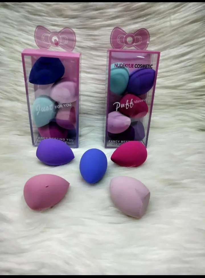 💖✨ 5PCS BEAUTY BLENDER SET ✨💖GET THAT FLAWLESS, AIRBRUSHED MAKEUP LOOK WITH THIS AMAZING 5 IN 1 BEAUTY BLENDER PACK! 🧽💄💕 THESE SUPER SOFT MAKEUP SPONGES ARE PERFECT FOR APPLYING FOUNDATION,