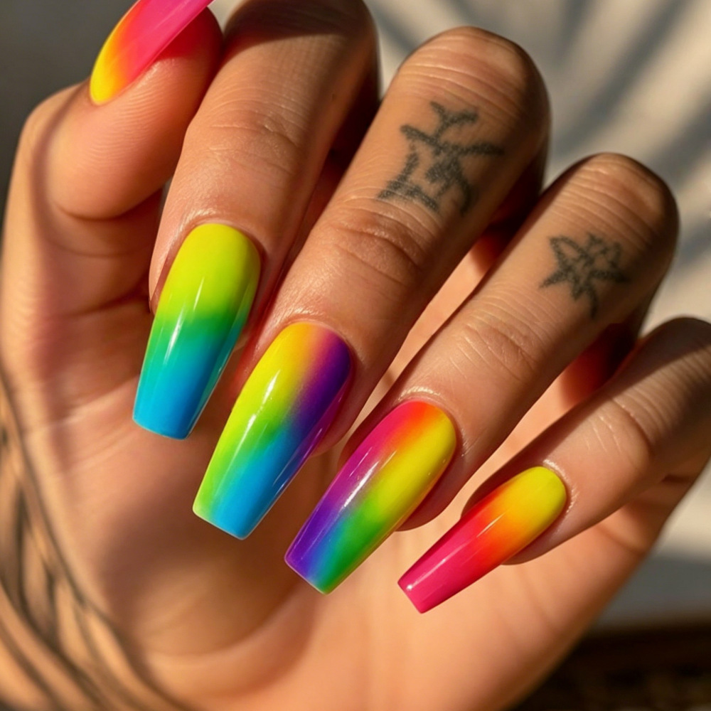 Cross border hot selling wearable nail plates in Europe and America, French gradient long fake nails, removable nail art, wearable nail wholesale