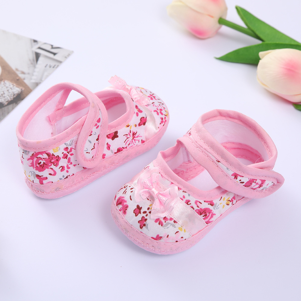 Bottom Cotton Shoes Anti Slip Baby Sneakers 0-1Year Kids First Walkers Heart Embroidery Spring Autumn Children Soft Soled Shoes