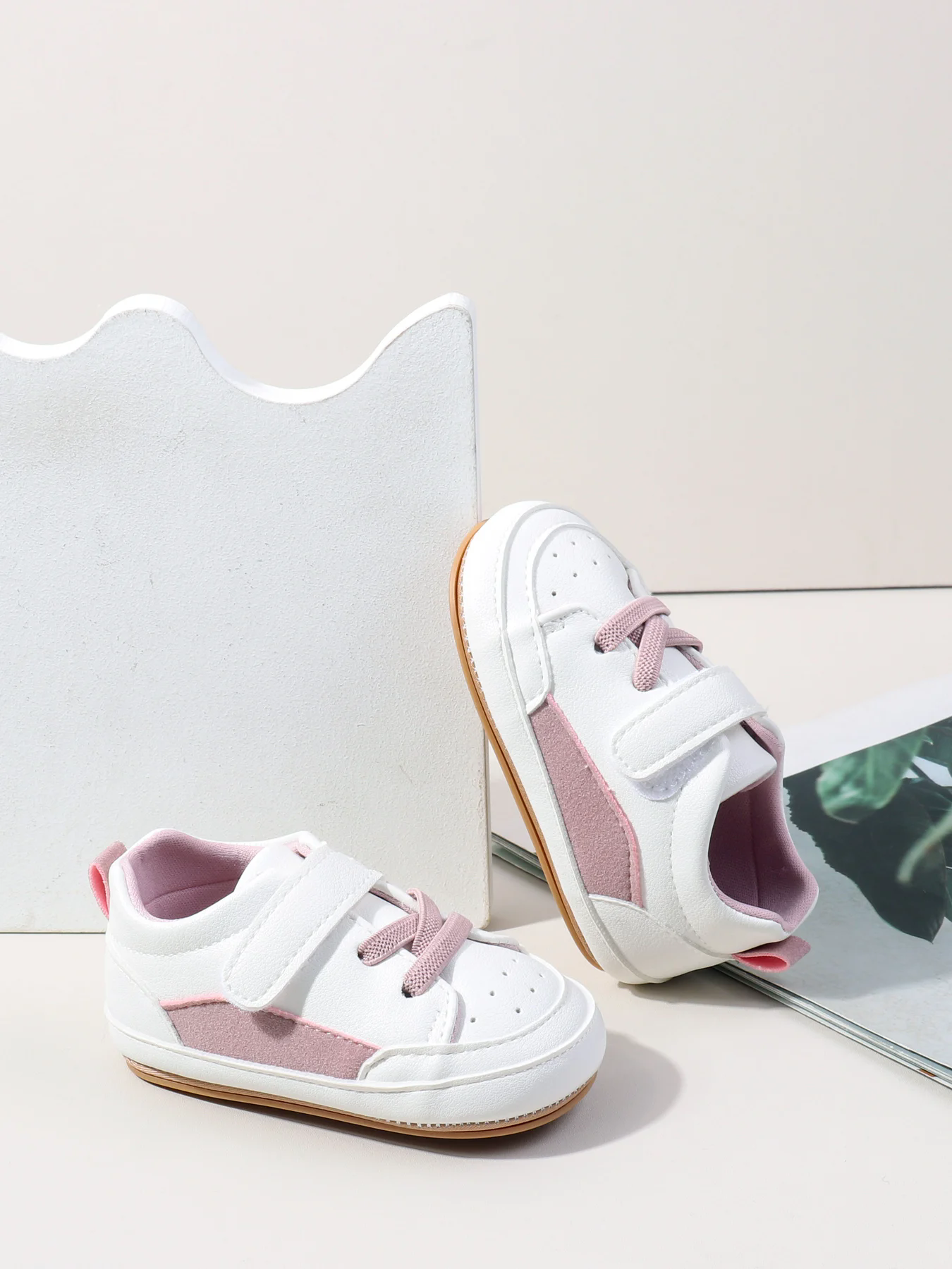 Spring and Autumn New Infant and Baby Trendy Front-toe Shoes with Non-slip Soles for Indoor Sports Shoes For 0-18 Months