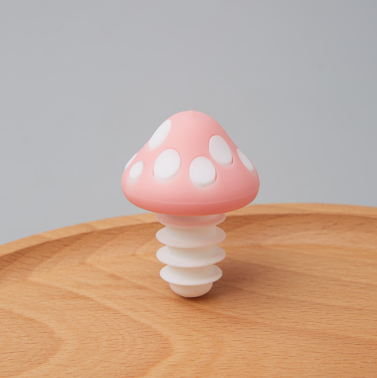 1Pc Mushroom Shaped Silicone Wine Bottle Stopper Holiday Leak Proof Cap for Glass Bottles Kitchen Gadget Sealing Lid